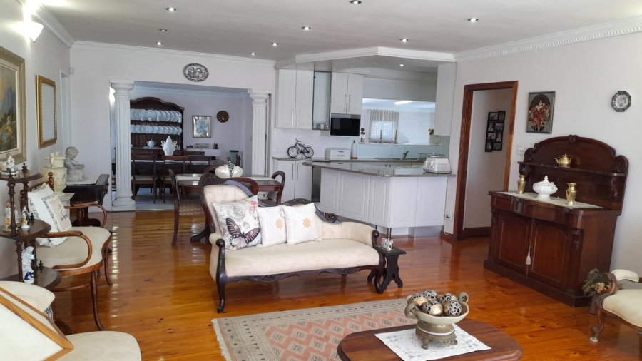 3 Bedroom Property for Sale in Campher Park Eastern Cape